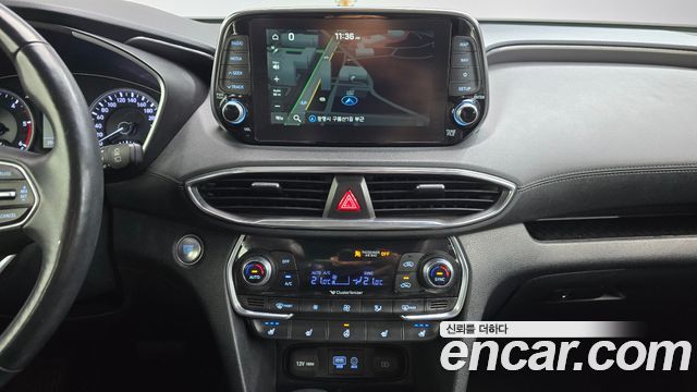 Hyundai Santafe 2019 — photo 18