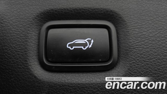 Hyundai Santafe 2019 — photo 21