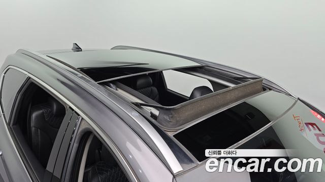 Hyundai Santafe 2019 — photo 28