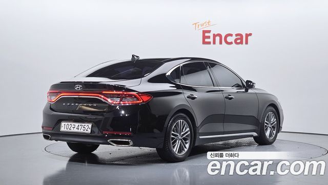 Hyundai Grandeur 2017 — photo 2
