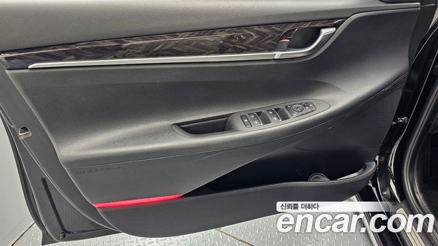 Hyundai Grandeur 2017 — photo 14