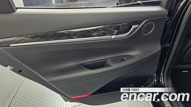 Hyundai Grandeur 2017 — photo 15