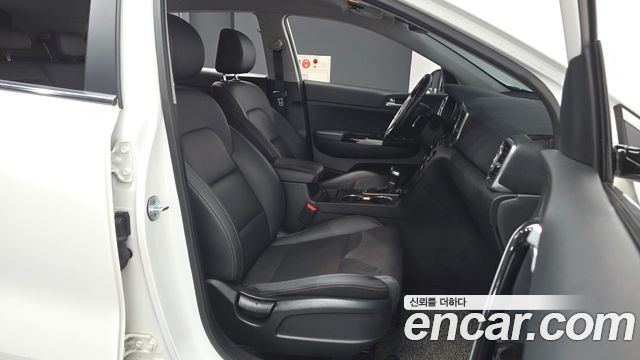 Kia Sportage 2018 — photo 11