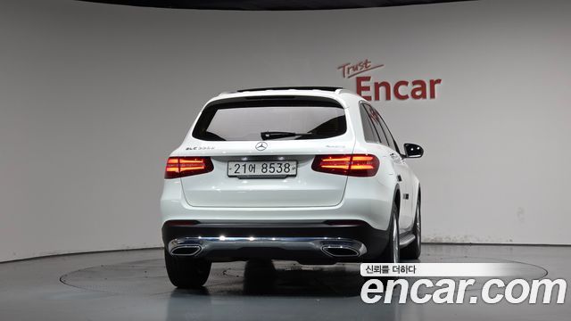Mercedes-Benz GLC-Class 2018 — photo 4