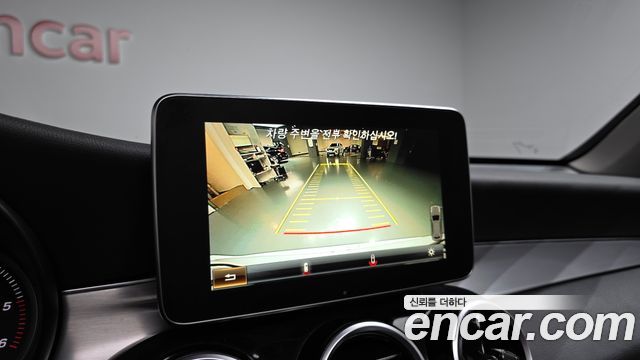 Mercedes-Benz GLC-Class 2018 — photo 21