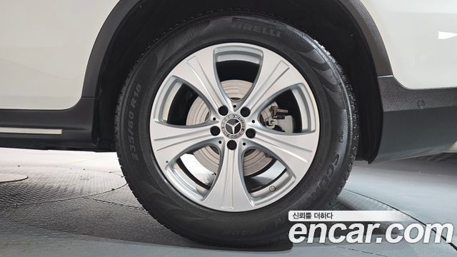 Mercedes-Benz GLC-Class 2018 — photo 7