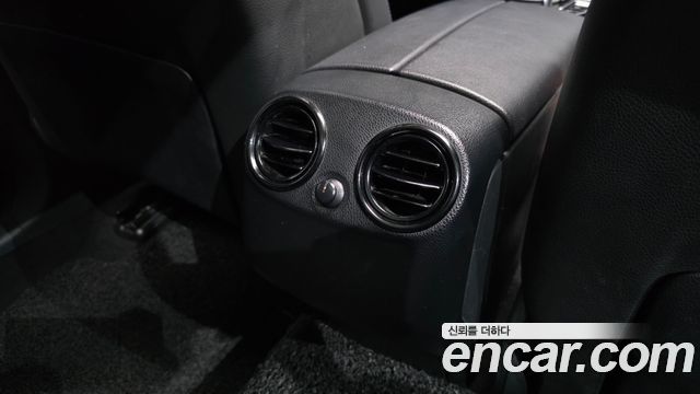 Mercedes-Benz GLC-Class 2018 — photo 31