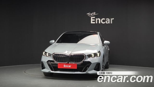 BMW 5-Series 2026 — photo 3