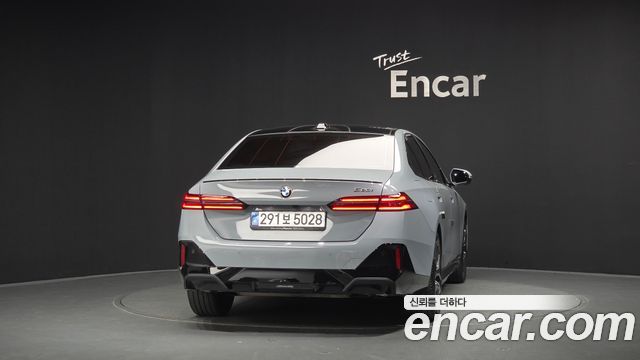 BMW 5-Series 2026 — photo 4