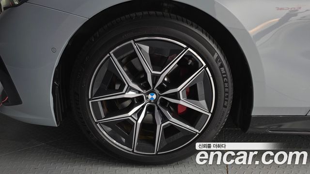 BMW 5-Series 2026 — photo 5