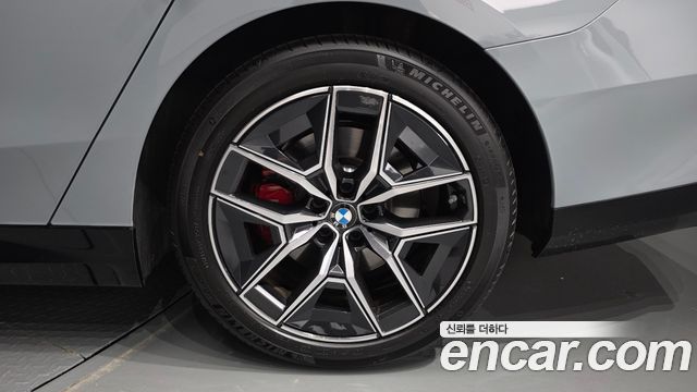 BMW 5-Series 2026 — photo 7