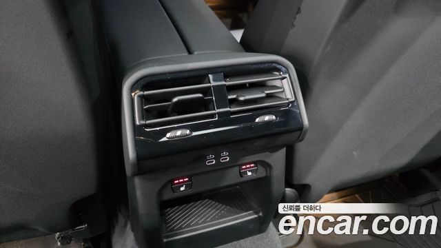 BMW 5-Series 2026 — photo 28