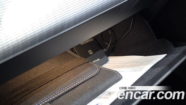 BMW 5-Series 2026 — photo 32