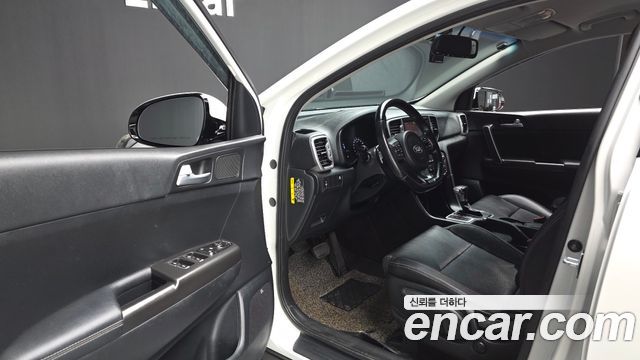 Kia Sportage 2016 — photo 13
