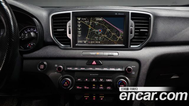Kia Sportage 2016 — photo 20