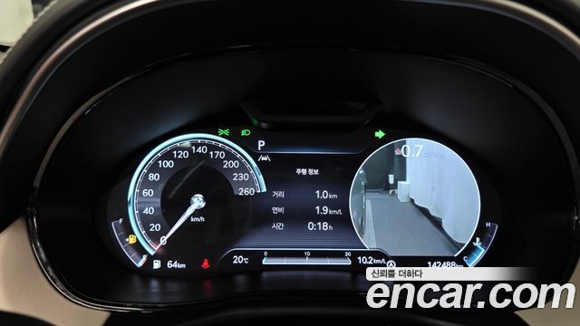 Genesis GV70 2021 — photo 11