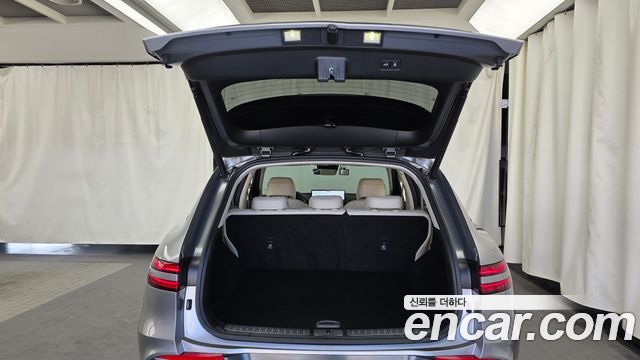Genesis GV70 2021 — photo 26
