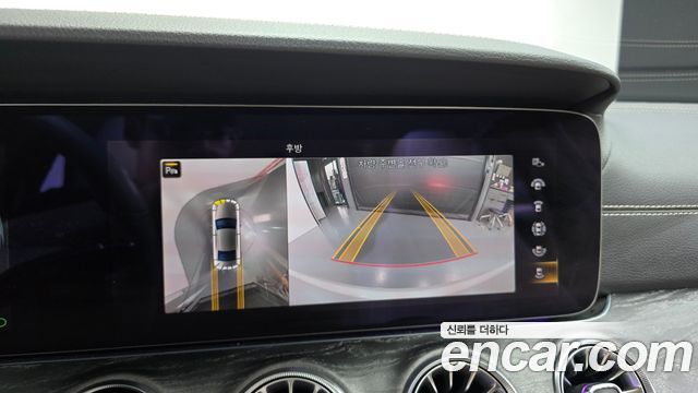 Mercedes-Benz CLS-Class 2021 — photo 14
