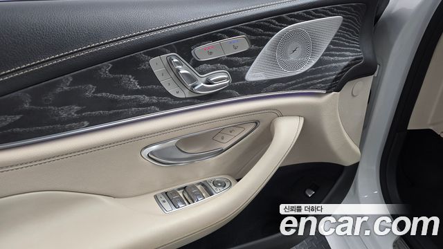 Mercedes-Benz CLS-Class 2021 — photo 20
