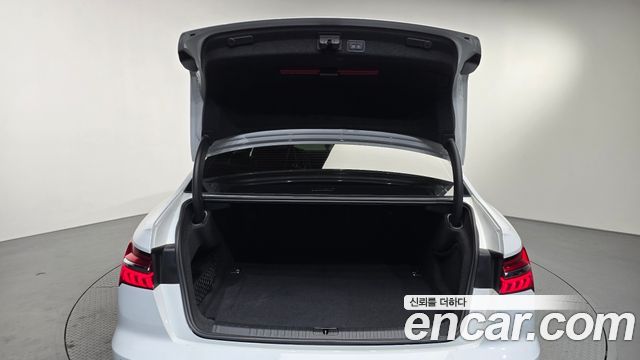 Audi A6 2023 — photo 23