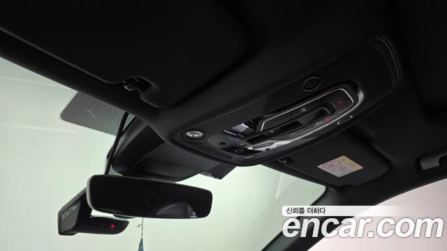 Audi A6 2023 — photo 24