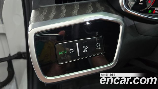 Audi A6 2023 — photo 25