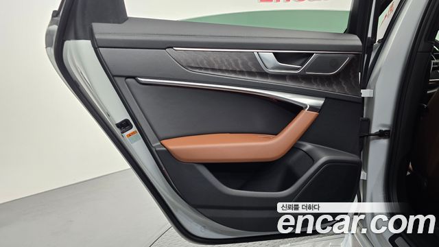 Audi A6 2023 — photo 15
