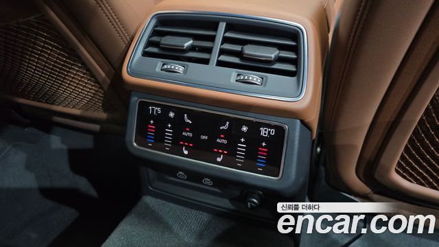 Audi A6 2023 — photo 28