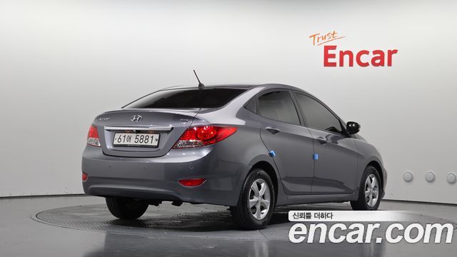 Hyundai Accent 2014 — photo 2