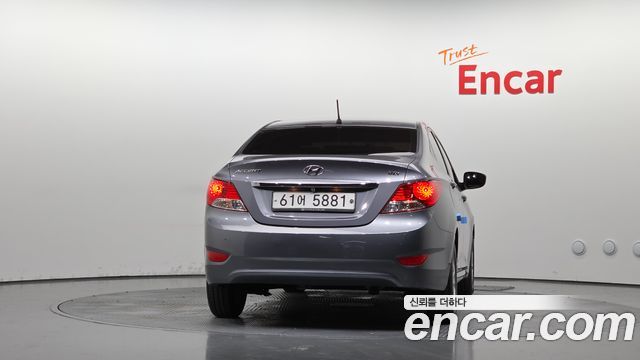 Hyundai Accent 2014 — photo 4
