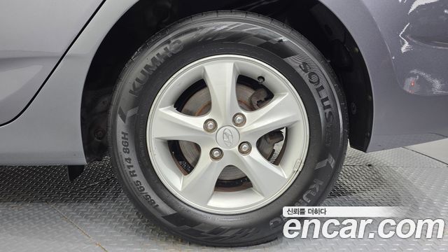 Hyundai Accent 2014 — photo 7
