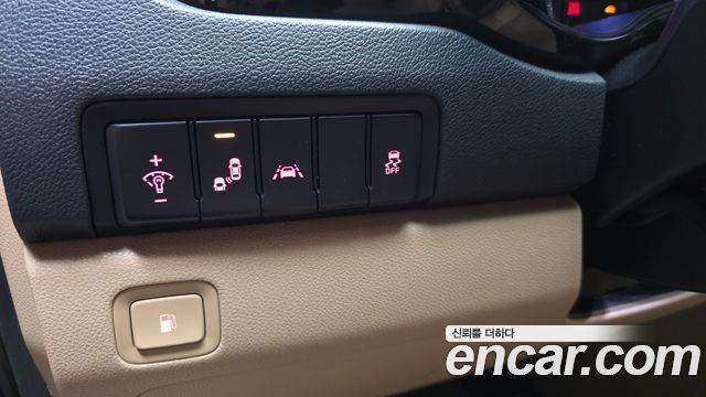 Kia Canival 2020 — photo 20