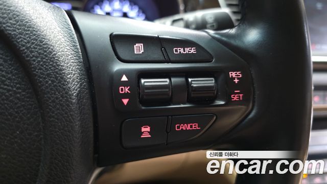 Kia Canival 2020 — photo 25