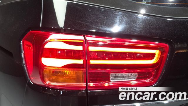 Kia Canival 2020 — photo 9