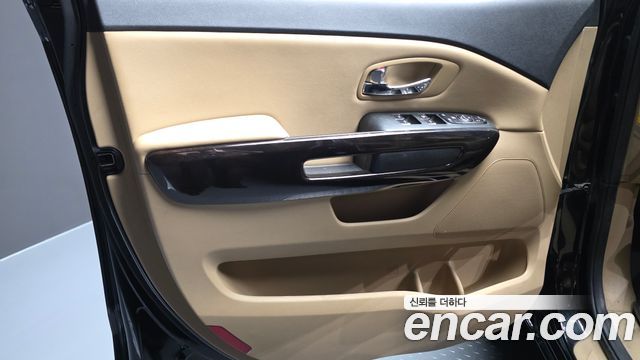 Kia Canival 2020 — photo 14