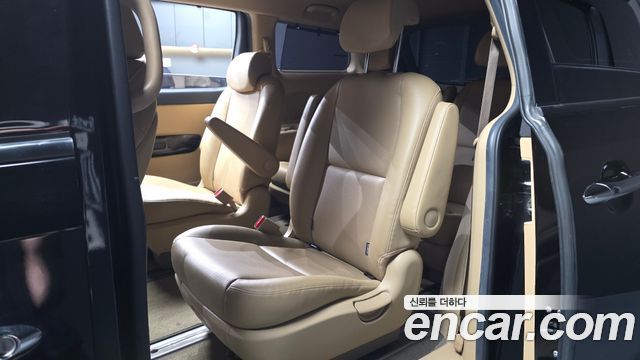 Kia Canival 2020 — photo 16