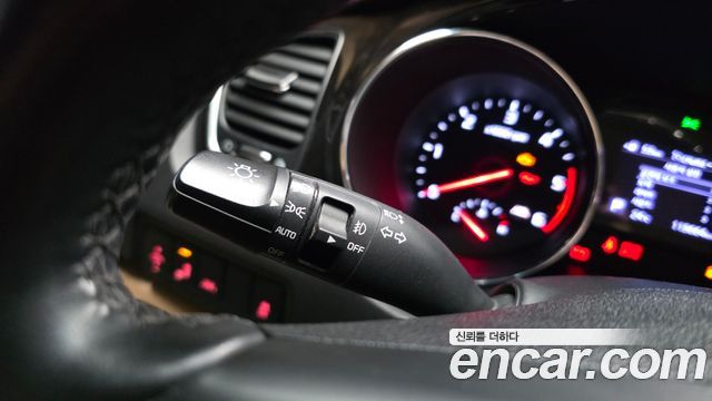 Kia Canival 2020 — photo 27