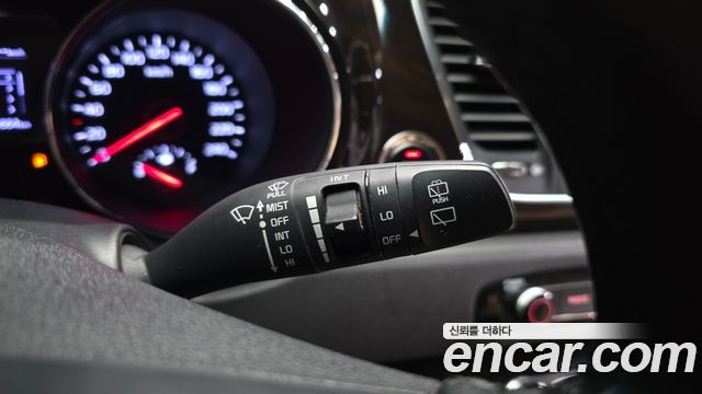 Kia Canival 2020 — photo 28