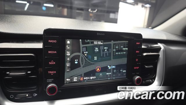 Kia Stonic 2018 — photo 15