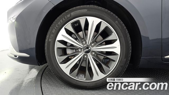 Kia K8 2022 — photo 5