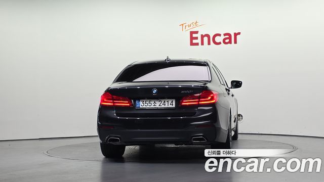 BMW 5-Series 2020 — photo 4