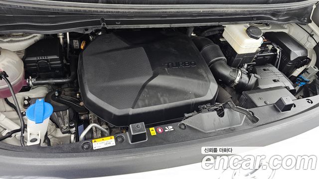 Hyundai Staria 2022 — photo 6