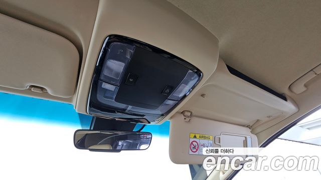 Hyundai Staria 2022 — photo 25
