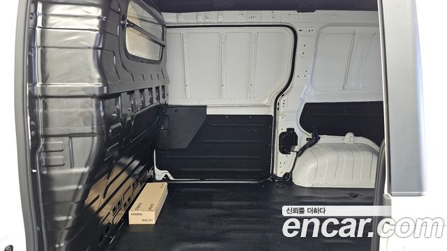 Hyundai Staria 2022 — photo 16