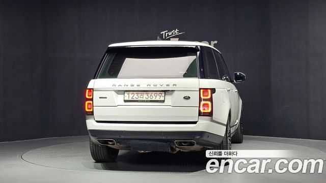 Land Rover Range Rover 2019 — photo 4