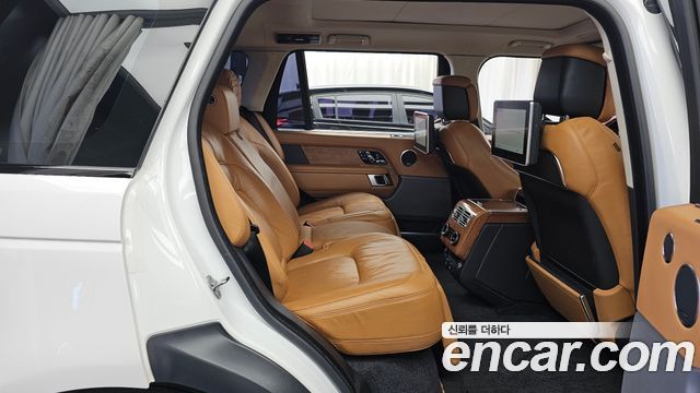 Land Rover Range Rover 2019 — photo 12