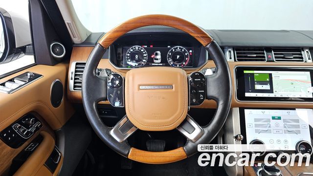 Land Rover Range Rover 2019 — photo 13