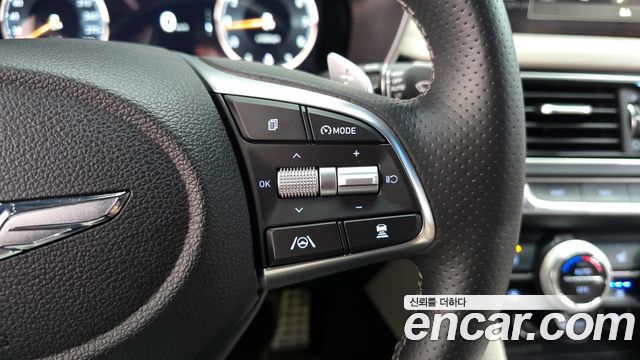 Genesis G70 2021 — photo 14