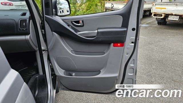 Hyundai Starex 2016 — photo 14