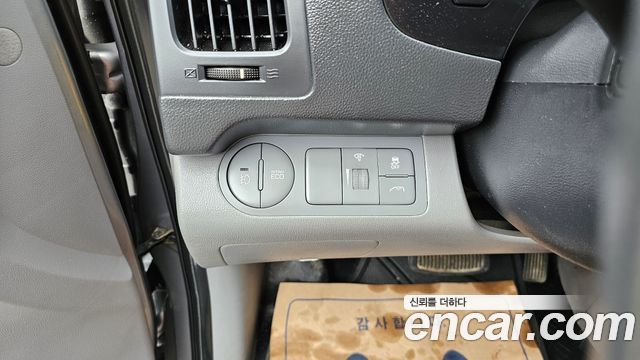 Hyundai Starex 2016 — photo 27